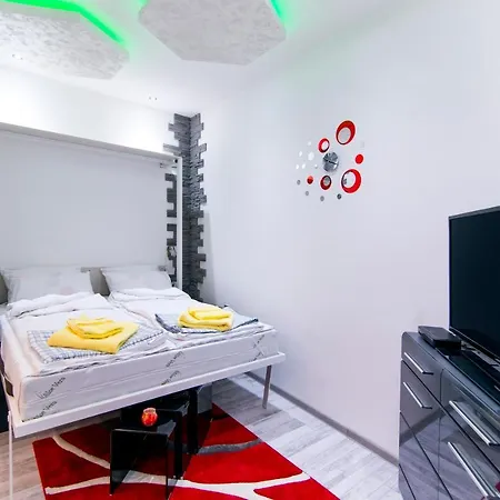 Data Apartment *